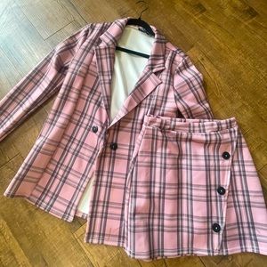 PrettyLittleThing; Blazer Skirt set; Size 6; Color Plaid Pink